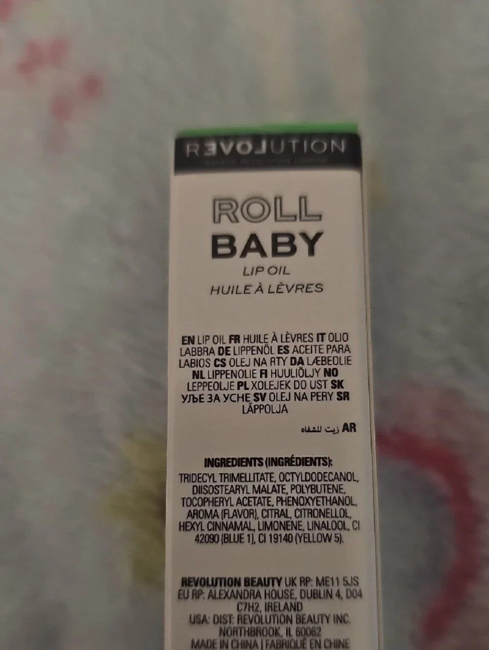 Revolution Roll Baby Lip Oil - White & Black Box - Picture 2 of 6